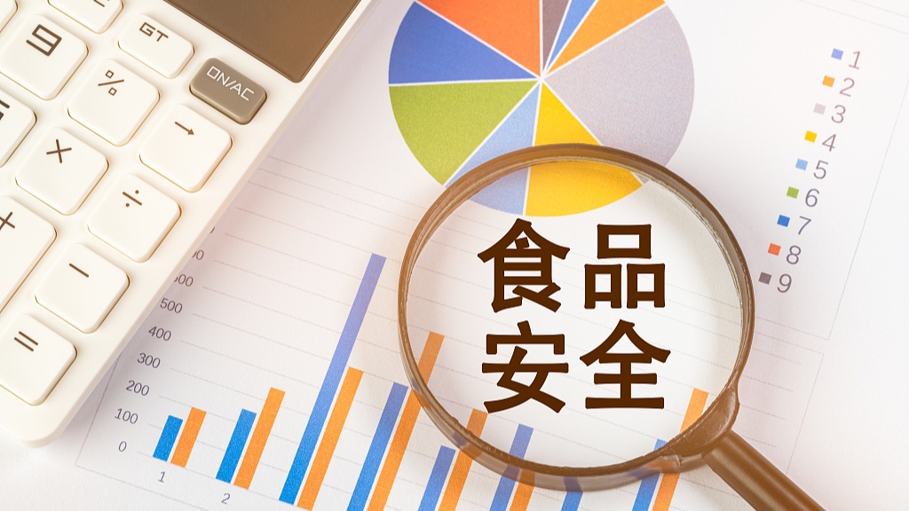 白百何晒与大儿子合照
