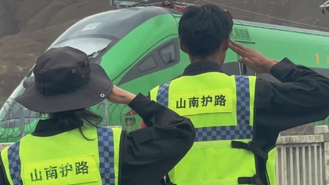 老人立遗嘱由朋友送终赠与拆迁款