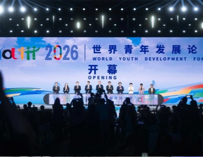 李强会见韩国总理金民锡